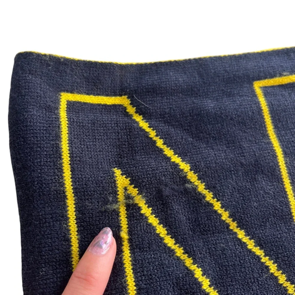 Nautica Signature Navy Blue Yellow Logo Reversible Knit Winter Scarf NT00038 Coz